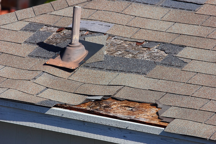 4 Ways to Protect Your Roof During Spring Storm Season